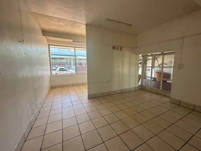 To Let commercial Property for Rent in Plumstead Western Cape